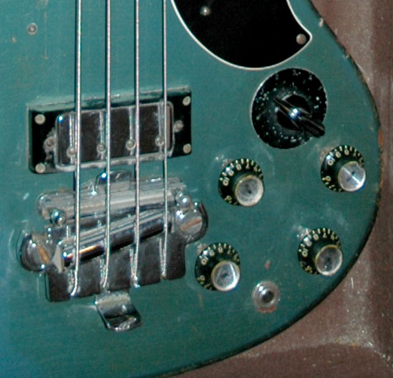 1965 Gibson EB3 bass Bridge humbucker, bridge, mute and controls