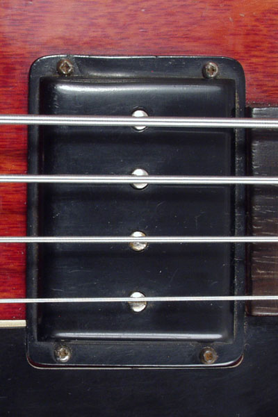 1962 Gibson EB0 - Humbucker pickup with Bakelite cover