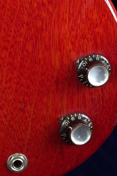 1962 Gibson EB0 - Volume and tone knobs, output jack