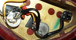 1966 Gibson EB-0 wiring loom, installed in the bass