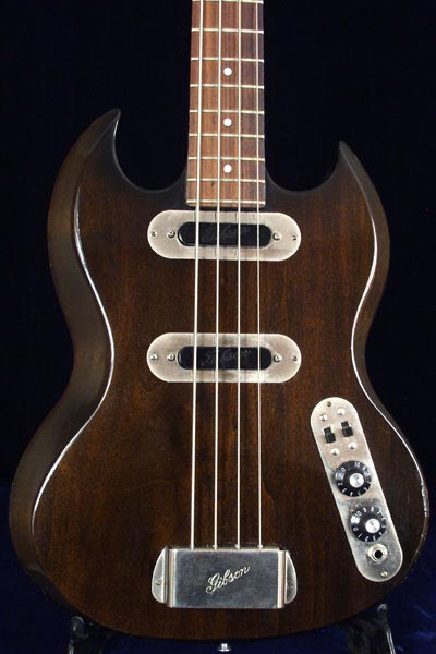 1971 Gibson SB400 body detail