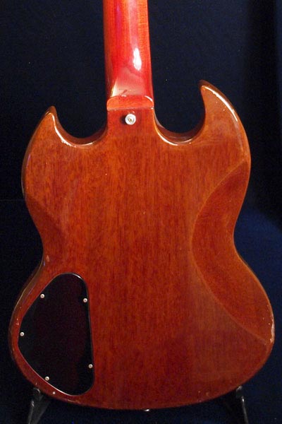 1972 Gibson EB-3L bass body detail