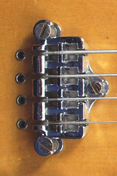 1978 Gibson RD Standard. Bridge detail - 3 point bridge