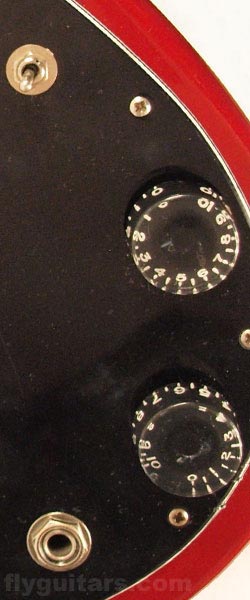 Gibson Victory Standard bass controls