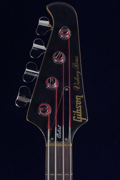 1982 Gibson Victory Artist. Headstock with Gibson logo