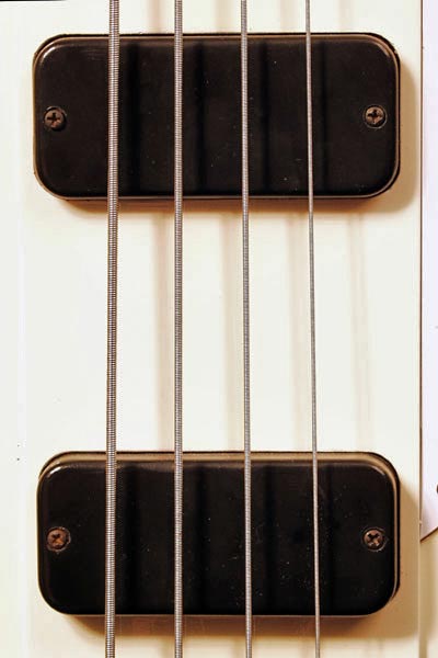 1992 Gibson Thunderbird bass
