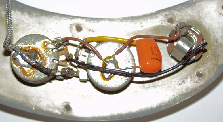 Epiphone Newport circuit