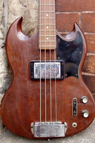 Variations in the Gibson EB4L bass guitar - early production model