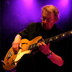 Jack Casady playing a Gold Epiphone Jack Casady Signature bass, May 2008. Photo Sam Holloway