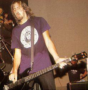 Krist Novoselic playing a Gibson Ripper bass