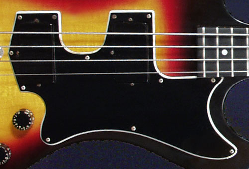 Gibson RD Artist bass pickguard