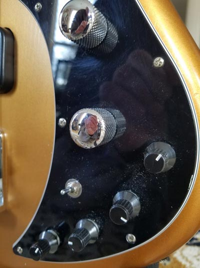 Close up of the active Gibson EB bass controls