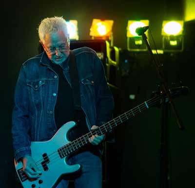 Dave playing his Silver Heritage HB-1 bass