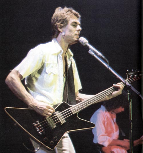 By the late 1970s Martins main stage bass was his Gibson Explorer inspired Hamer - with Thunderbird pickups and bridge