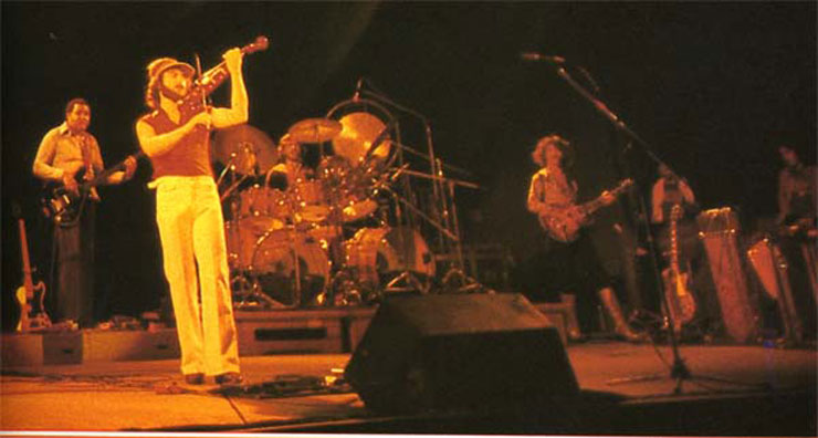 Ralphe Armstrong playing live with Jean-Luc Ponty