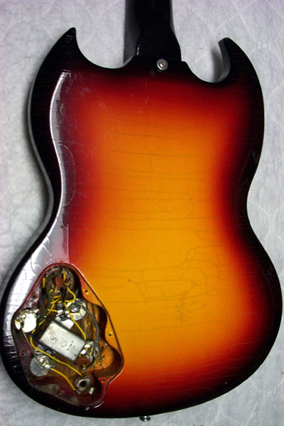 1962/3 Gibson EB3 - sunburst finish