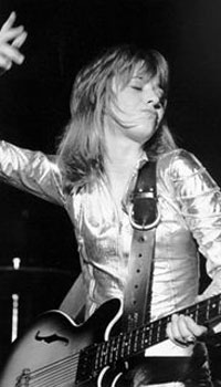 Suzi Quatro with Gibson EB2 Bass